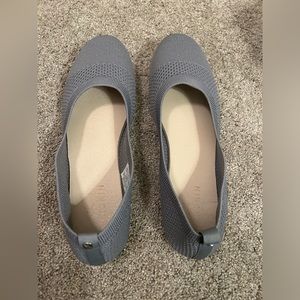 Danskin flats